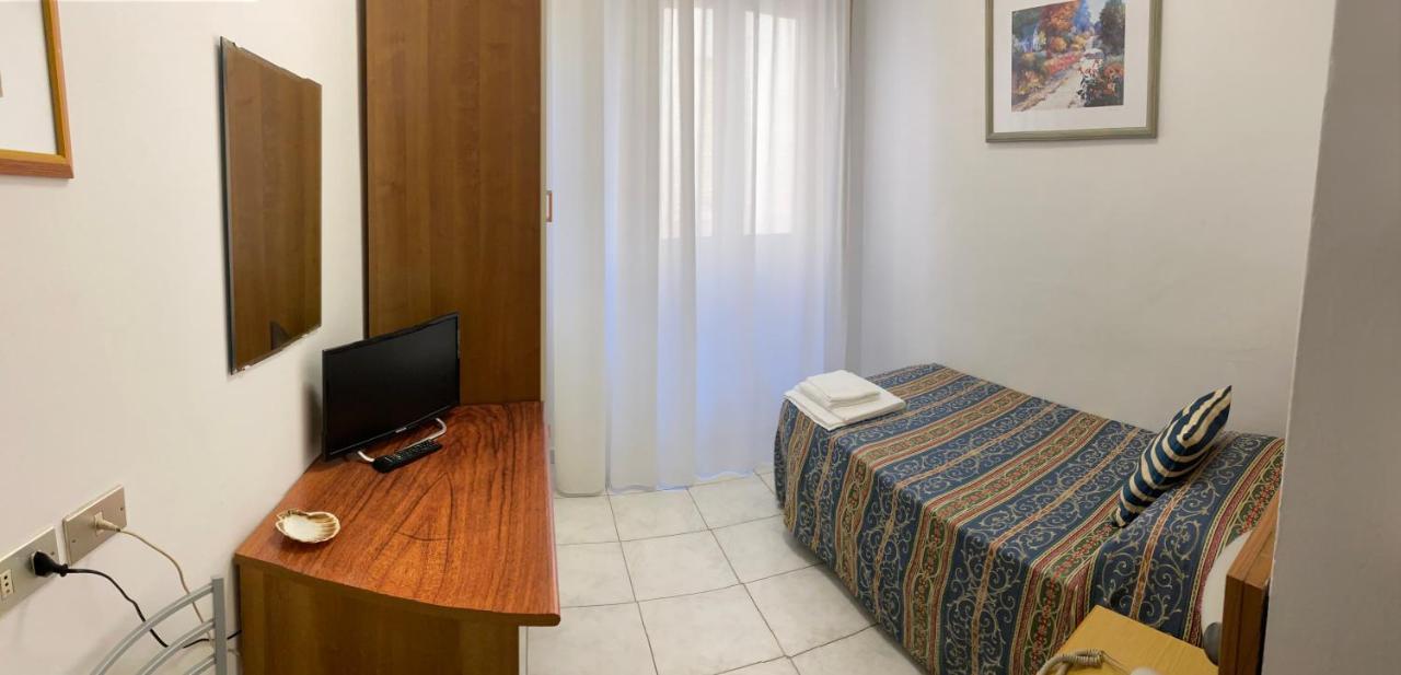 Hotel Acapulco Viserbella di Rimini Exteriér fotografie